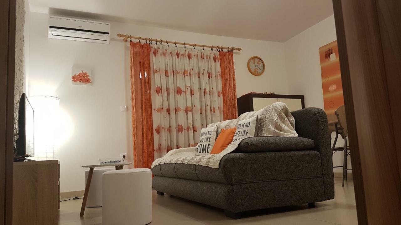 Apartment Orange Brist Póla Kültér fotó