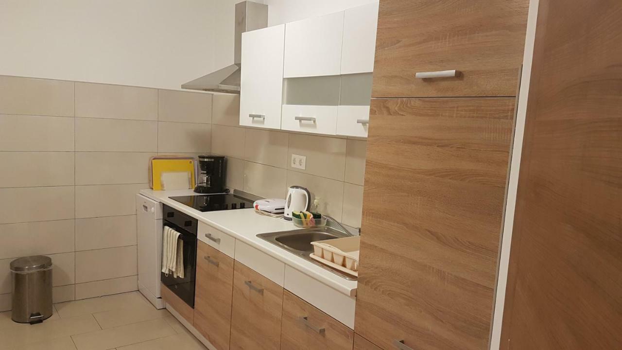 Apartment Orange Brist Póla Kültér fotó