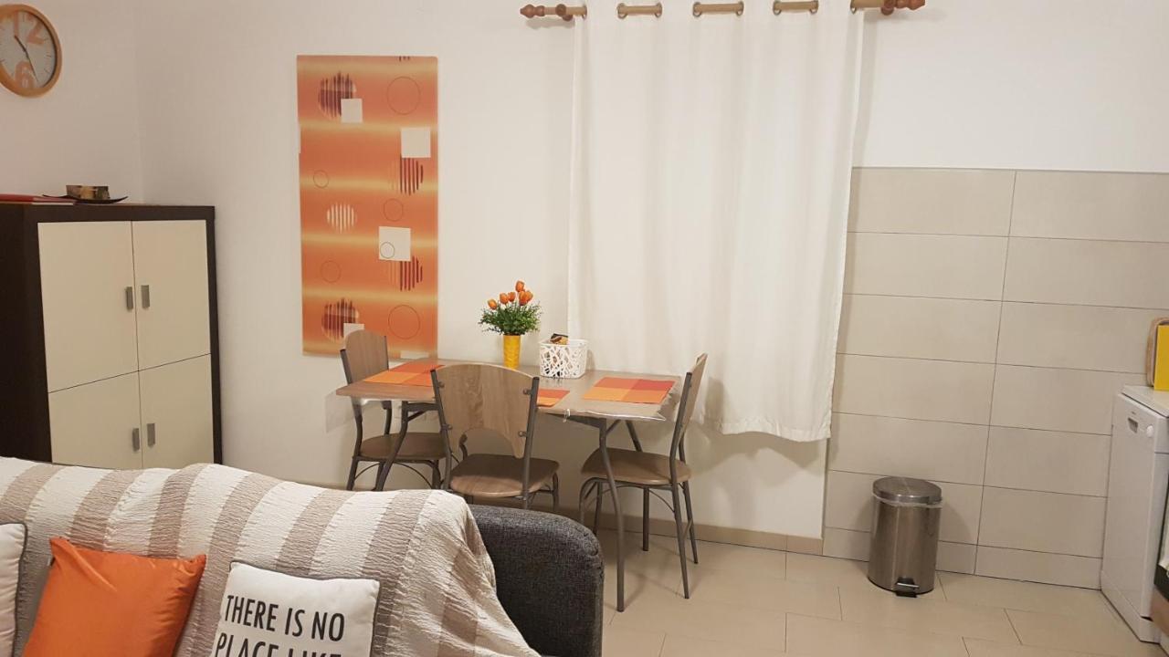Apartment Orange Brist Póla Kültér fotó