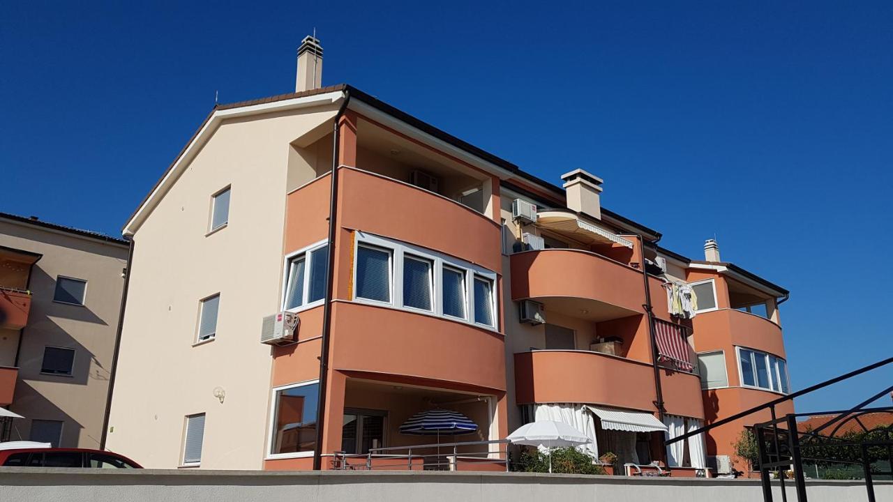 Apartment Orange Brist Póla Kültér fotó